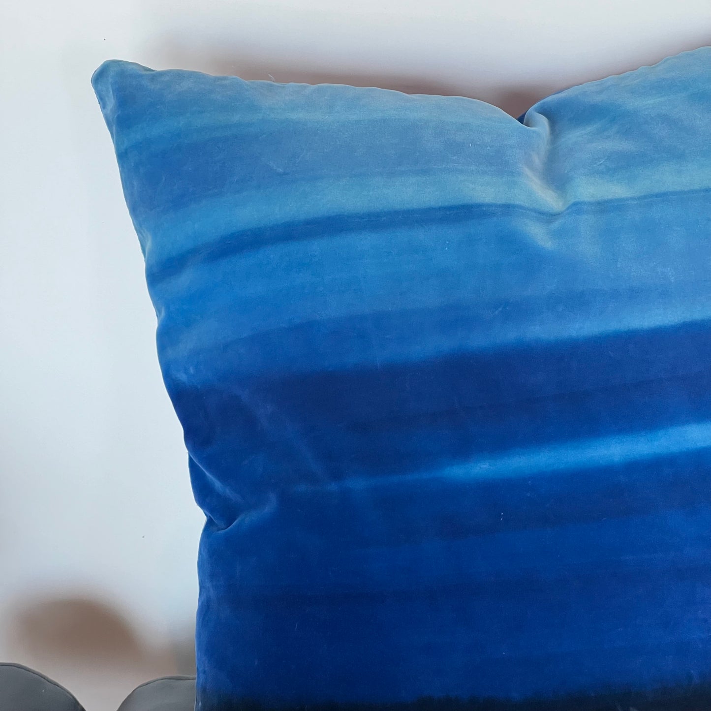 Azul Ombre Pillow